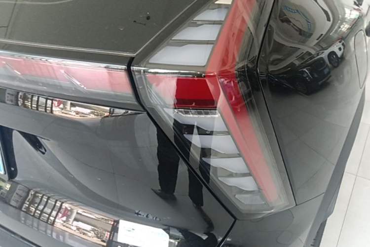Used Geely Auto FX11 2024 1.5TD DCT Prestige Edition Right Rear Taillight