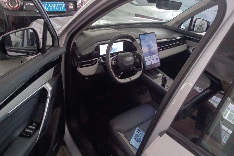 Used Geely Auto FX11 2024 1.5TD DCT Dragon Edition Driver Seat
