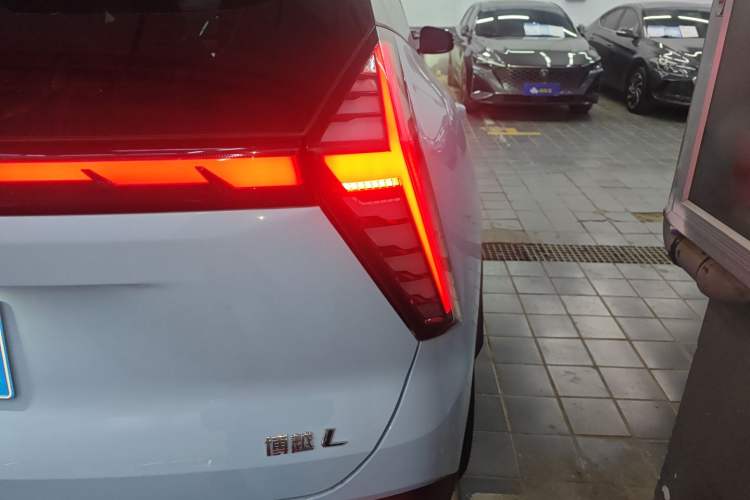 Used Geely Auto FX11 2024 1.5TD DCT Dragon Edition Exterior 6
