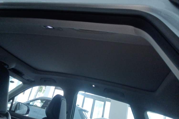 Used Geely Auto FX11 2024 1.5TD DCT Dragon Edition Headliner