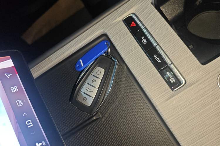 Used Geely Auto FX11 2024 1.5TD DCT Dragon Edition Interior 1