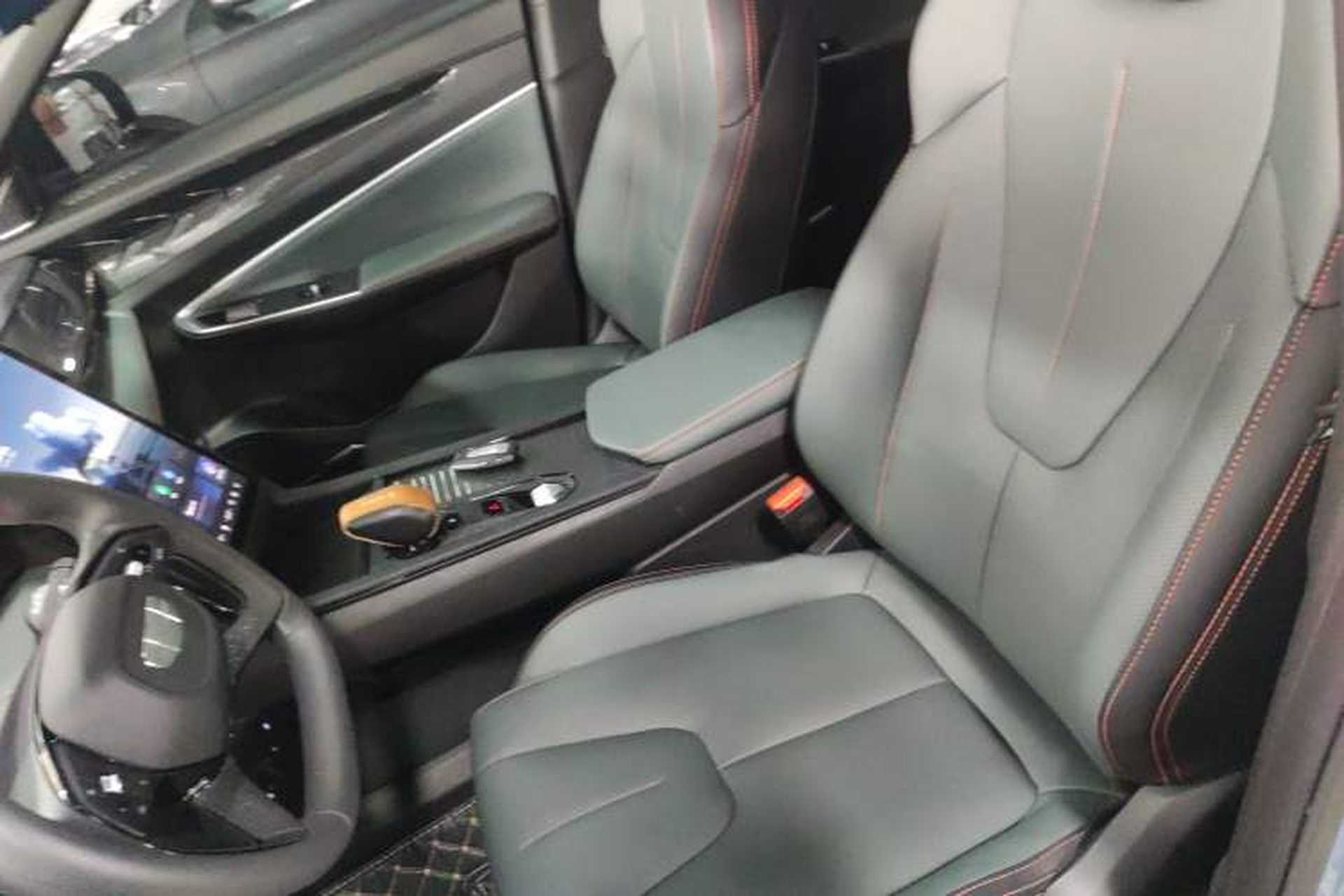 Used Geely Auto FX11 2024 1.5TD DCT Dragon Edition Left Front Seat