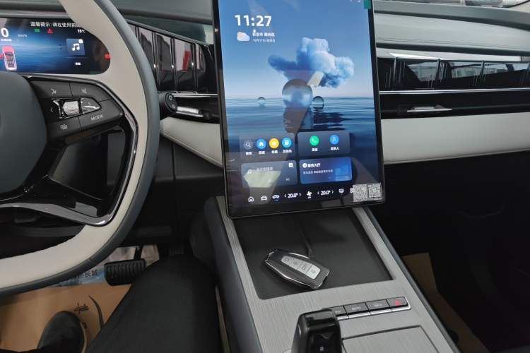 Used Geely Auto FX11 2024 1.5TD DCT Dragon Edition Audio And AC Panel