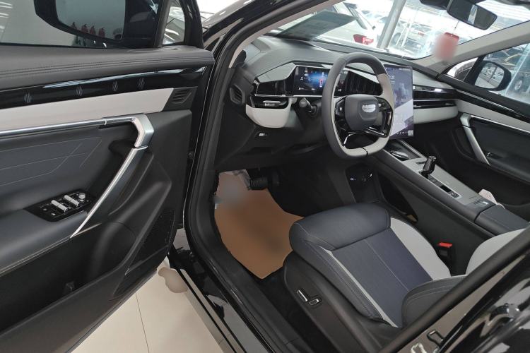Used Geely Auto FX11 2024 1.5TD DCT Dragon Edition Interior 3