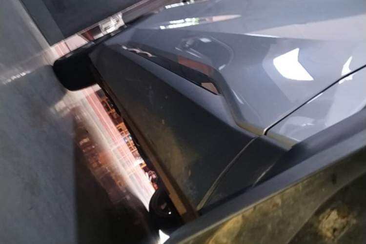 Used Geely Auto FX11 2024 1.5TD DCT Prestige Edition Right Side Sill