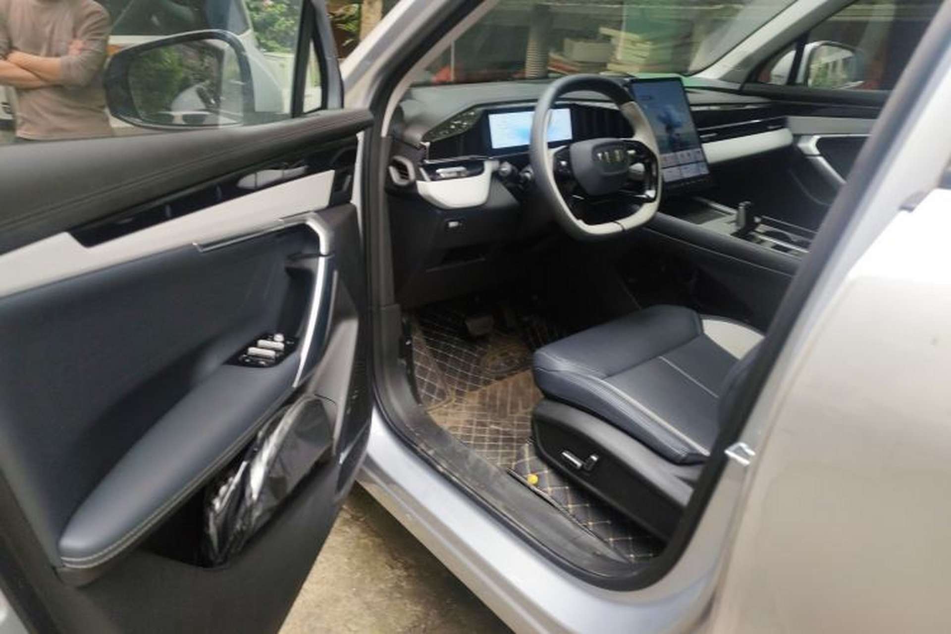 Used Geely Auto FX11 2024 1.5TD DCT Dragon Edition Driver Seat