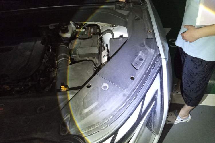 Used Geely Auto FX11 2024 1.5TD DCT Prestige Edition Engine Bay Left