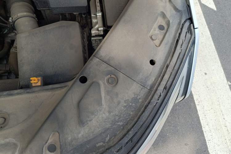 Used Geely Auto FX11 2024 1.5TD DCT Prestige Edition Engine Bay Left