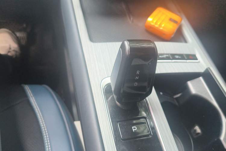 Used Geely Auto FX11 2024 1.5TD DCT Prestige Edition Gear Lever