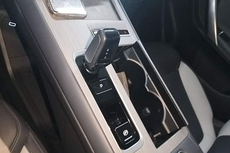 Used Geely Auto FX11 2024 1.5TD DCT Dragon Edition Gear Lever