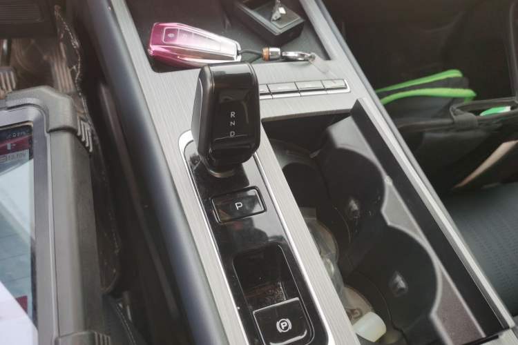 Used Geely Auto FX11 2024 1.5TD DCT Prestige Edition Gear Lever