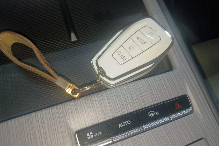 Used Geely Auto FX11 2024 1.5TD DCT Prestige Edition Interior 1