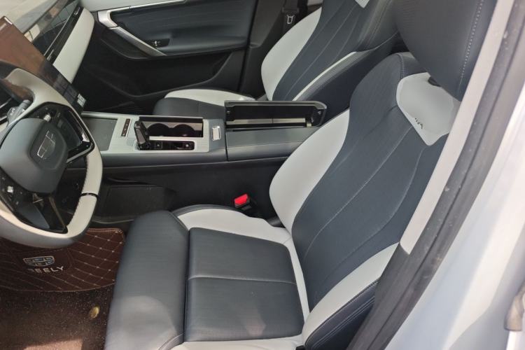 Used Geely Auto FX11 2024 1.5TD DCT Flagship Edition Left Front Seat