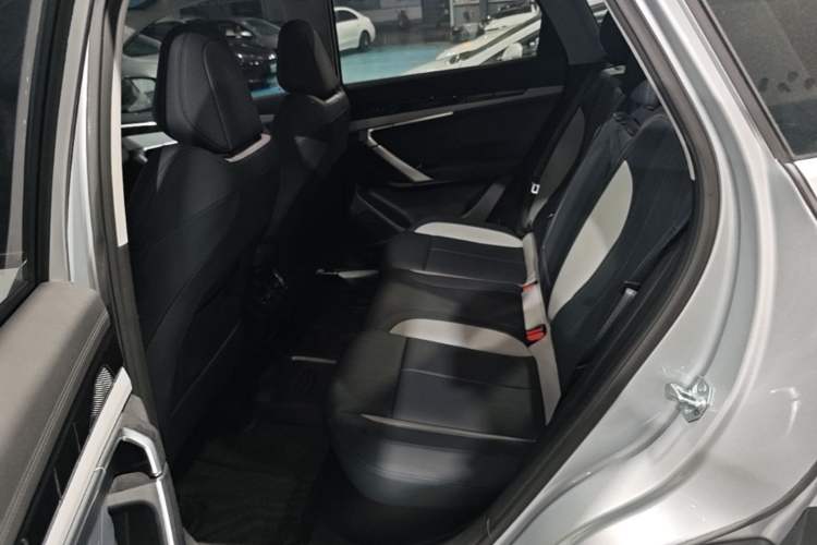 Used Geely Auto FX11 2024 1.5TD DCT Prestige Edition Left Rear Seat