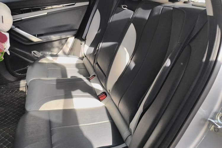 Used Geely Auto FX11 2024 1.5TD DCT Prestige Edition Left Rear Seat