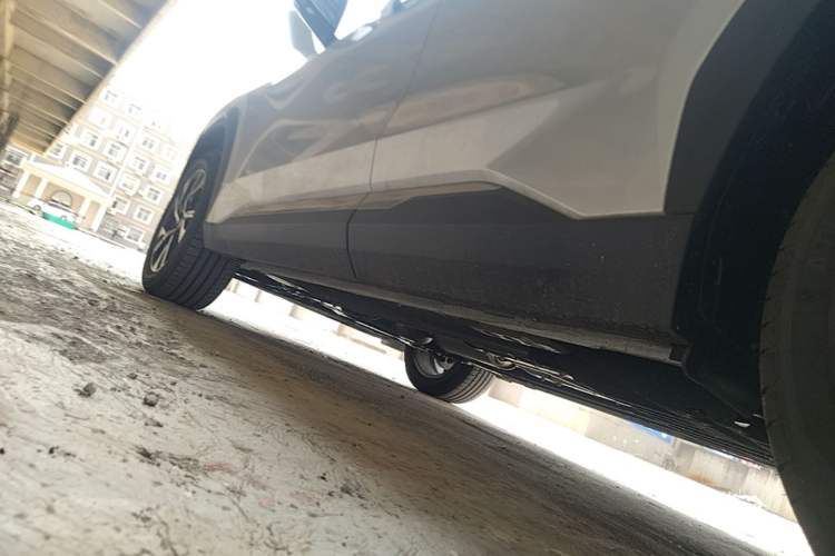 Used Geely Auto FX11 2024 1.5TD DCT Dragon Edition Left Side Sill