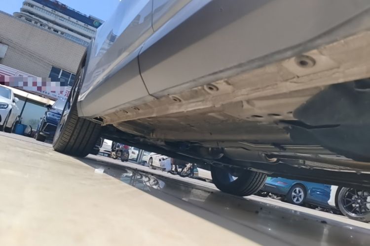 Used Geely Auto FX11 2024 1.5TD DCT Prestige Edition Left Side Sill