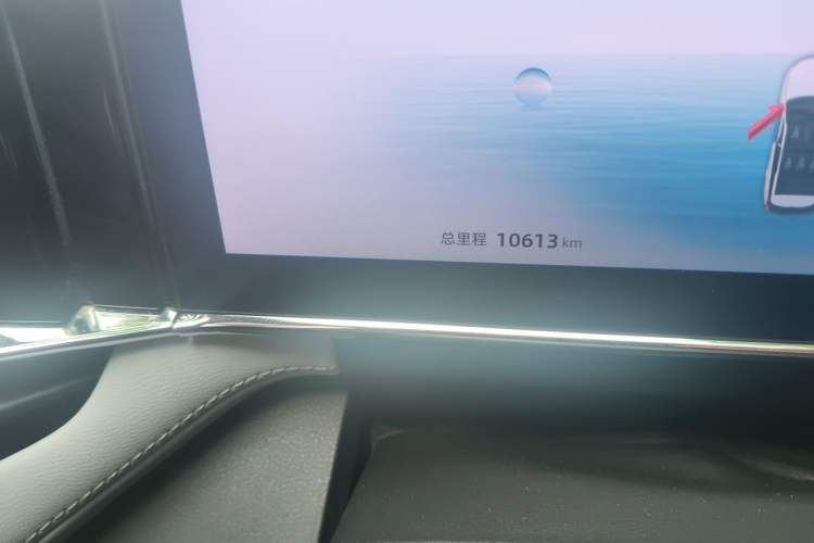 Used Geely Auto FX11 2024 1.5TD DCT Prestige Edition Odometer Close Up