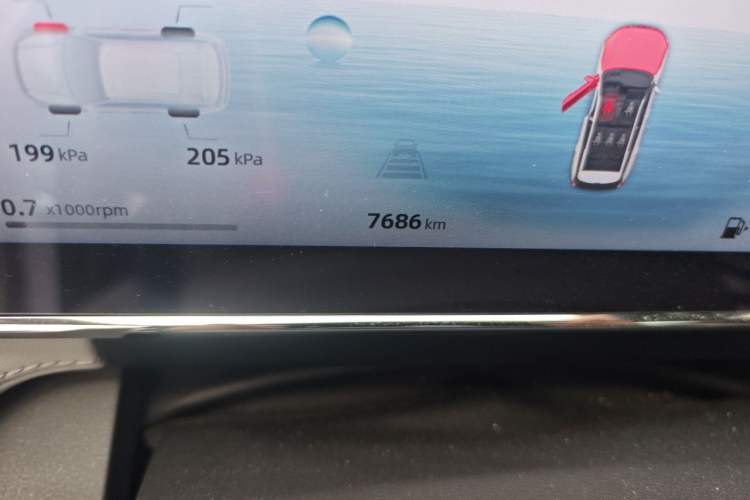 Used Geely Auto FX11 2024 1.5TD DCT Flagship Edition Odometer Close Up