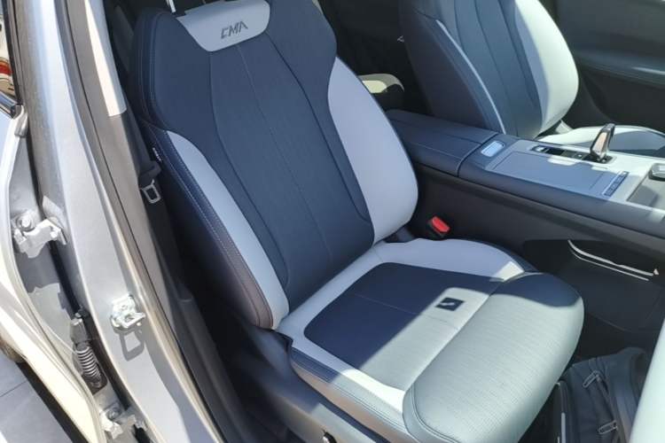 Used Geely Auto FX11 2024 1.5TD DCT Prestige Edition Right Front Seat