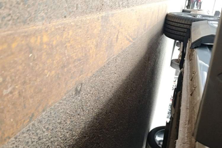 Used Geely Auto FX11 2024 1.5TD DCT Prestige Edition Right Side Sill