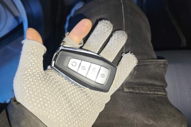Used Geely Auto FX11 2024 1.5TD DCT Flagship Edition Vehicle Key