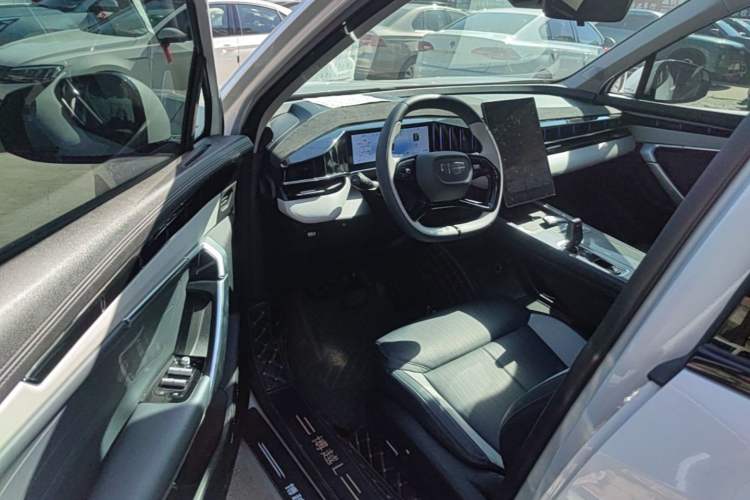 Used Geely Auto FX11 2024 1.5TD DCT Prestige Edition Driver Seat