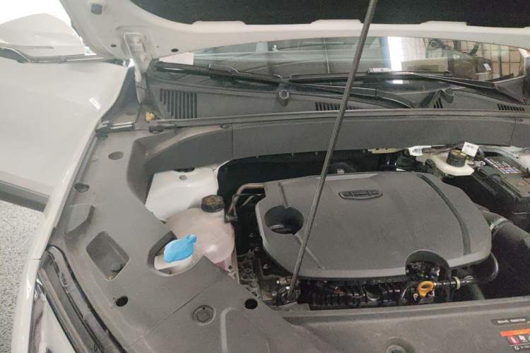 Used Geely Auto FX11 2024 1.5TD DCT Prestige Edition Engine Bay Right