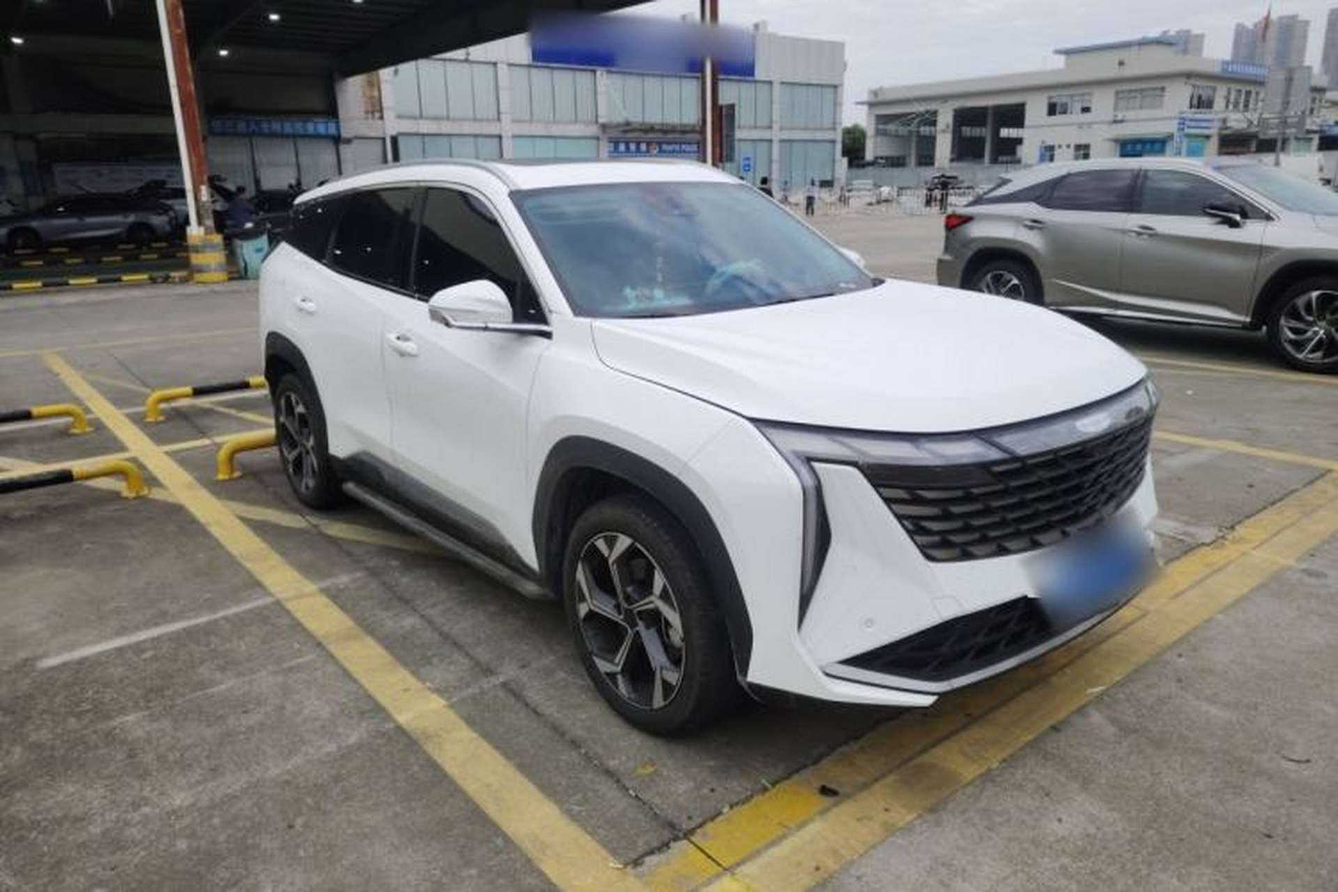 Used Geely Auto FX11 2024 1.5TD DCT Prestige Edition Exterior 1