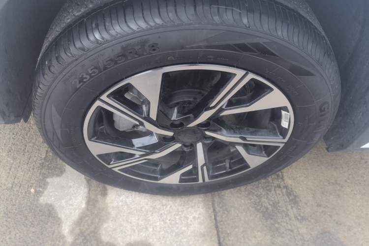 Used Geely Auto FX11 2024 1.5TD DCT Dragon Edition Exterior 4