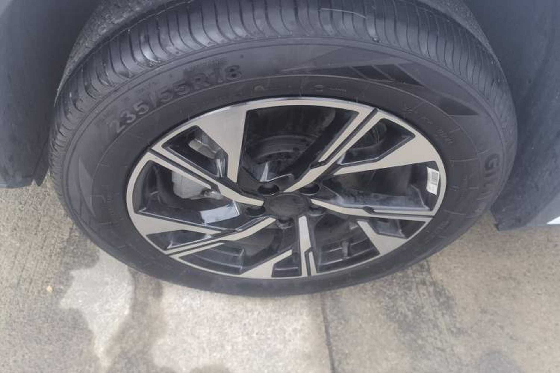 Used Geely Auto FX11 2024 1.5TD DCT Dragon Edition Exterior 4
