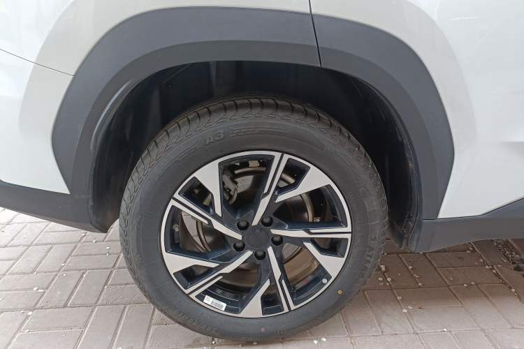 Used Geely Auto FX11 2024 1.5TD DCT Dragon Edition Exterior 5