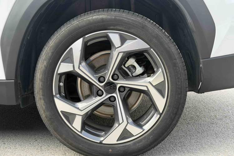 Used Geely Auto FX11 2024 1.5TD DCT Flagship Edition Exterior 5