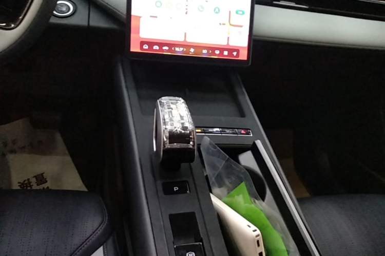 Used Geely Auto FX11 2024 1.5TD DCT Prestige Edition Gear Lever
