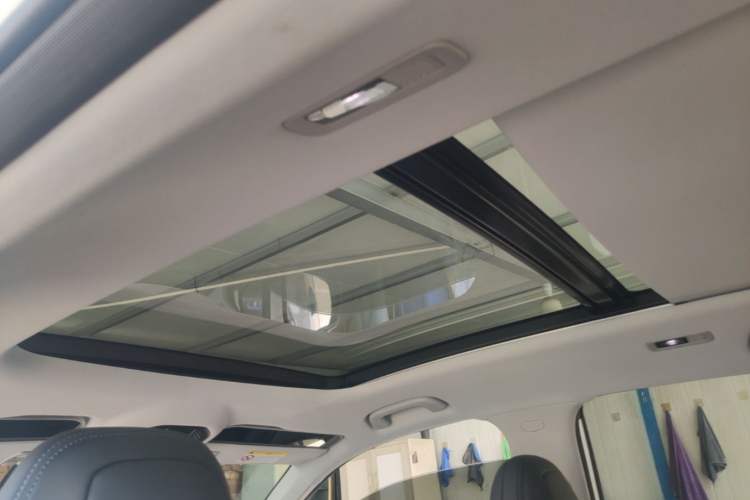 Used Geely Auto FX11 2024 1.5TD DCT Prestige Edition Headliner