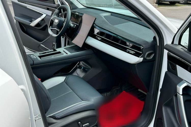 Used Geely Auto FX11 2024 1.5TD DCT Prestige Edition Interior 3