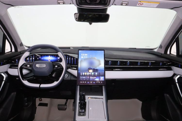 Used Geely Auto FX11 2024 1.5TD DCT Flagship Edition Interior 3