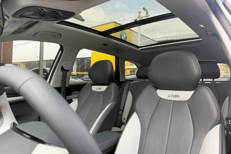 Used Geely Auto FX11 2024 1.5TD DCT Flagship Edition Interior 4
