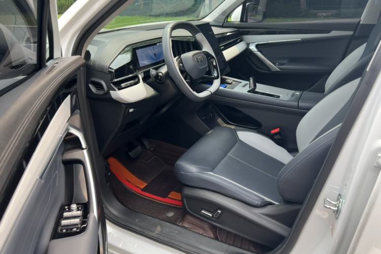 Used Geely Auto FX11 2024 1.5TD DCT Dragon Edition Interior 5