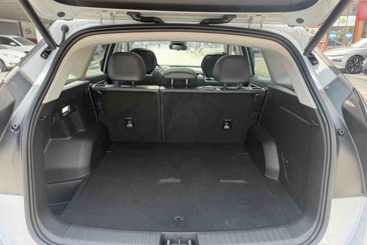 Used Geely Auto FX11 2024 1.5TD DCT Flagship Edition Interior 9