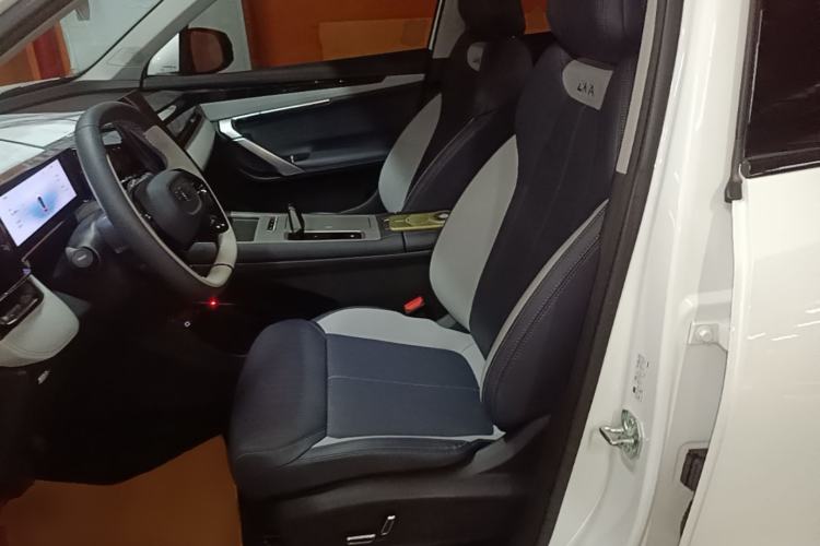 Used Geely Auto FX11 2024 1.5TD DCT Prestige Edition Left Front Seat
