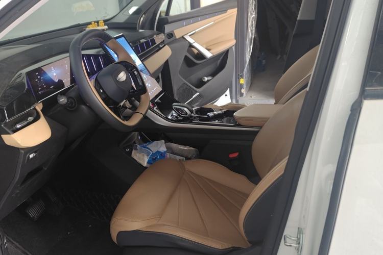 Used Geely Auto FX11 2024 1.5TD DCT Prestige Edition Left Front Seat