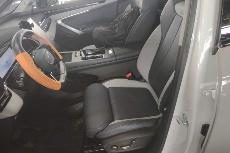 Used Geely Auto FX11 2024 1.5TD DCT Flagship Edition Left Front Seat