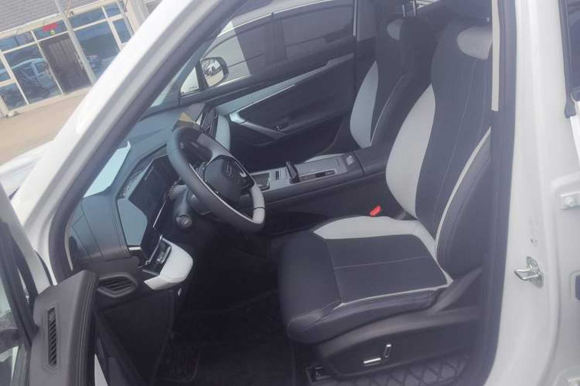 Used Geely Auto FX11 2024 1.5TD DCT Dragon Edition Left Front Seat