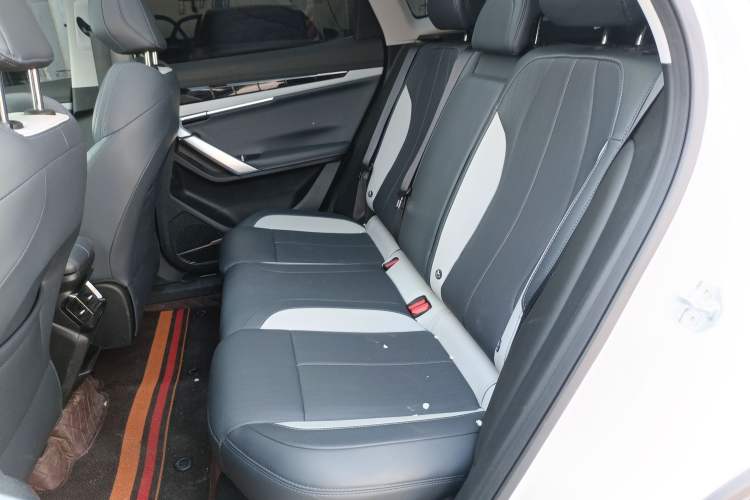 Used Geely Auto FX11 2024 1.5TD DCT Dragon Edition Left Rear Seat