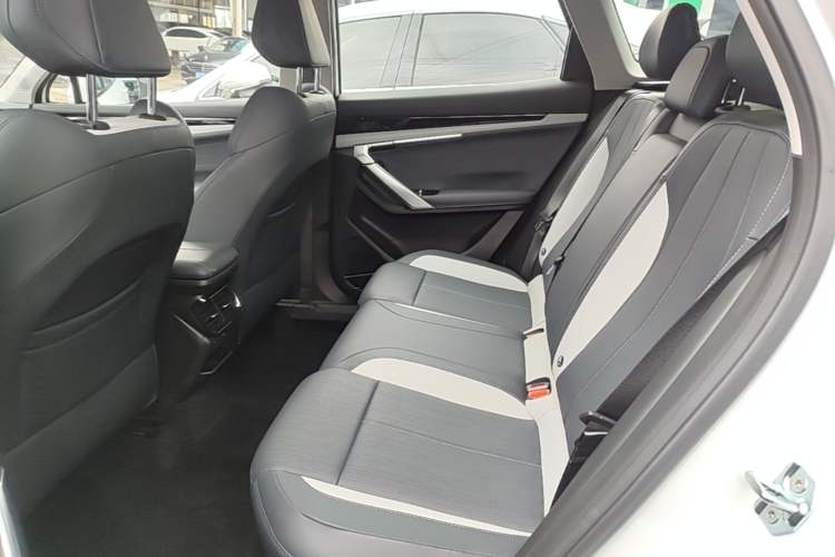 Used Geely Auto FX11 2024 1.5TD DCT Dragon Edition Left Rear Seat