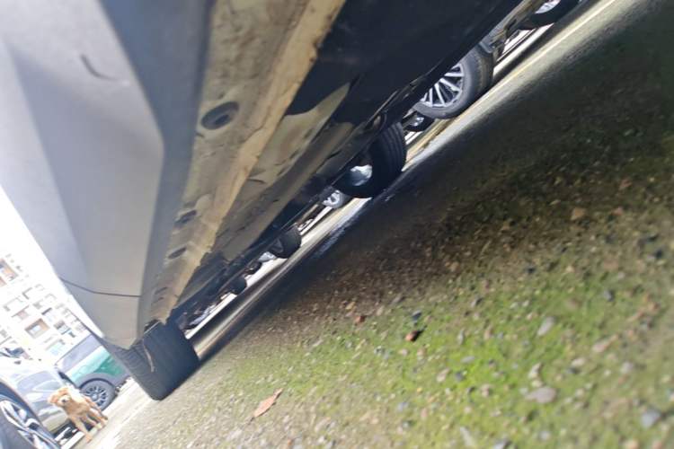 Used Geely Auto FX11 2024 1.5TD DCT Prestige Edition Left Side Sill