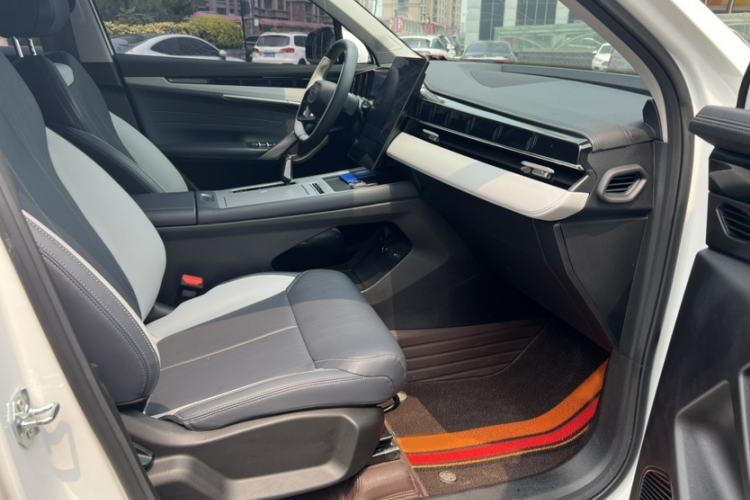 Used Geely Auto FX11 2024 1.5TD DCT Dragon Edition Right Front Seat