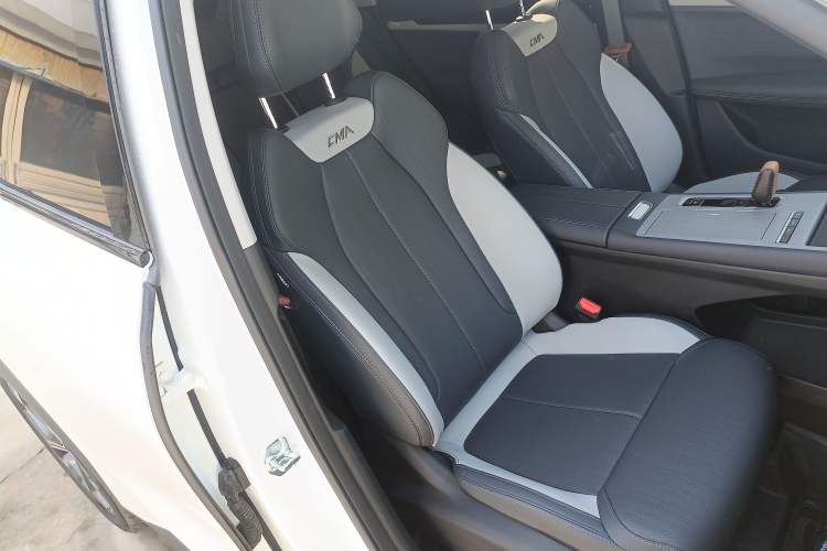 Used Geely Auto FX11 2024 1.5TD DCT Prestige Edition Right Front Seat