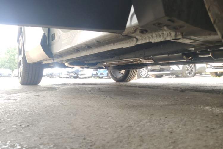 Used Geely Auto FX11 2024 1.5TD DCT Prestige Edition Right Side Sill
